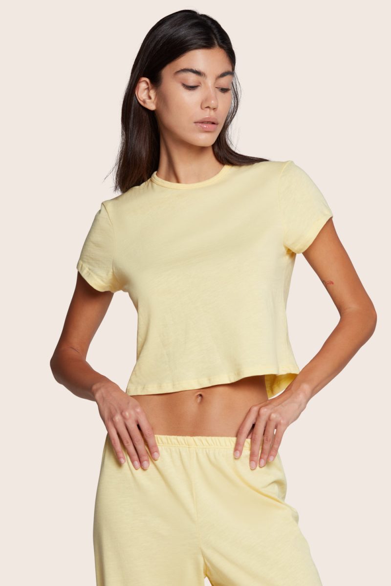 BASICS LINNYTEE 3 LEMONADE 08