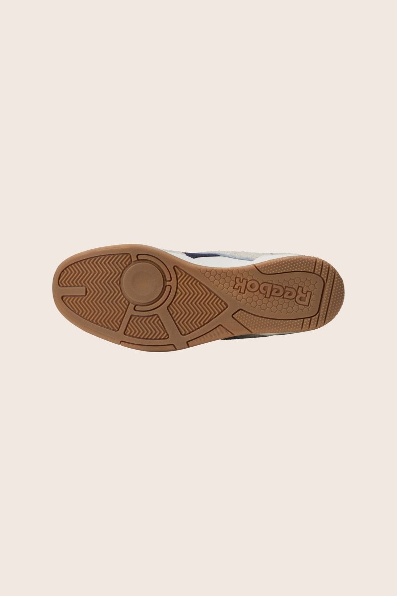 REEBOKXSET 124101 SHOEHEIRLOOM LEGEND 0037 BOTTOM